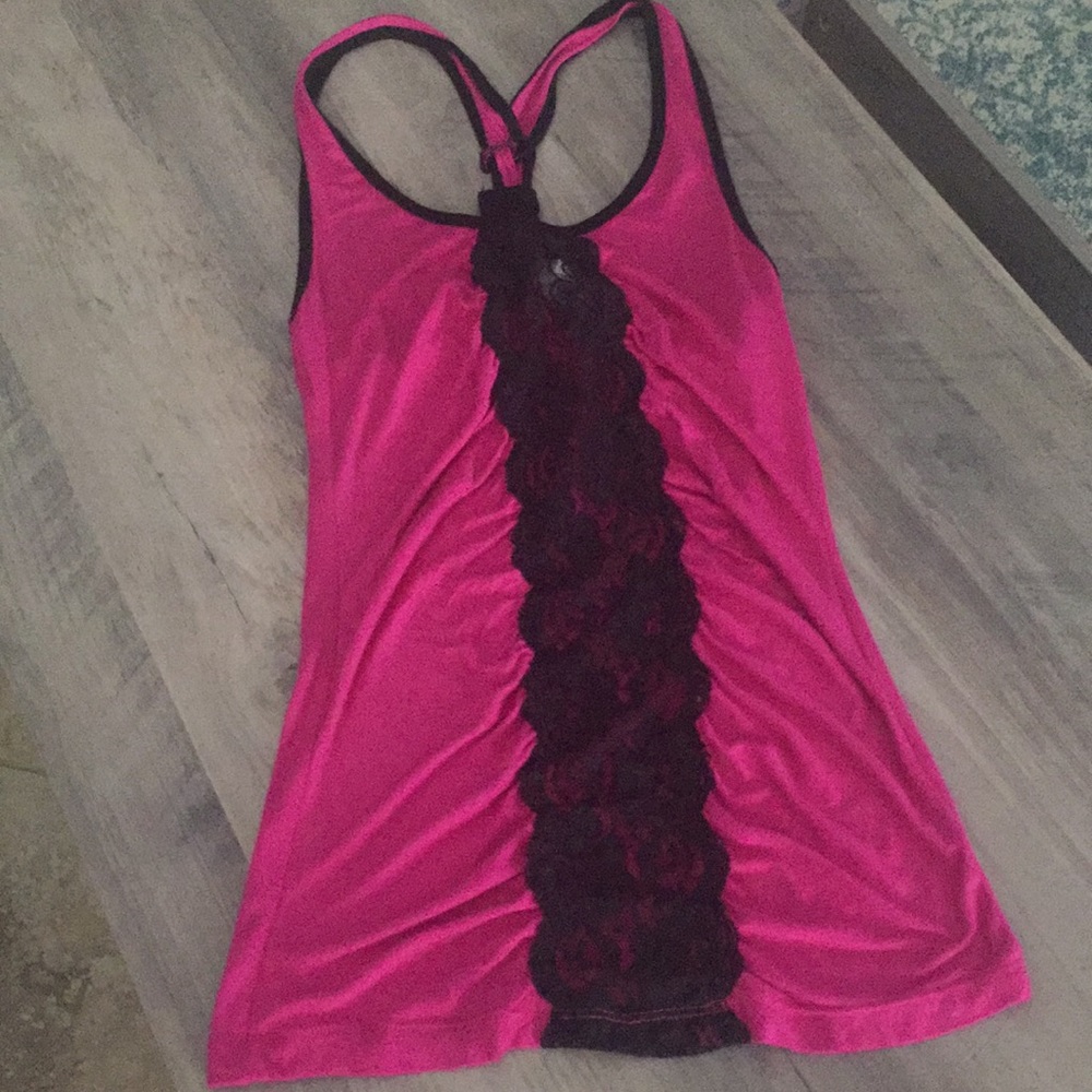 Stretchy tank